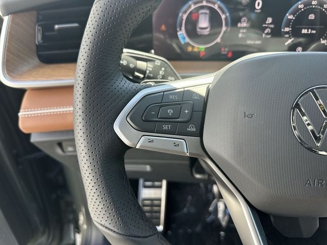2026 Volkswagen Tiguan 2.0T SEL R-Line Turbo