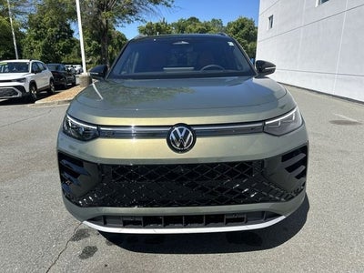 2026 Volkswagen Tiguan 2.0T SEL R-Line Turbo