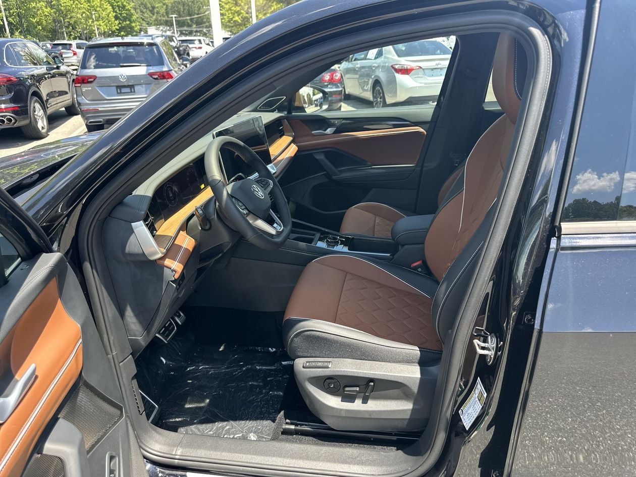 2026 Volkswagen Tiguan 2.0T SEL R-Line Turbo