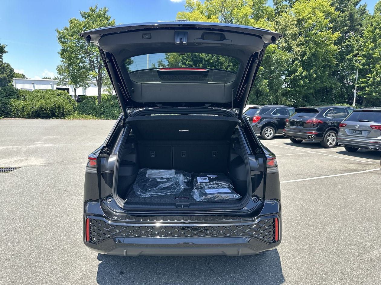 2026 Volkswagen Tiguan 2.0T SEL R-Line Turbo