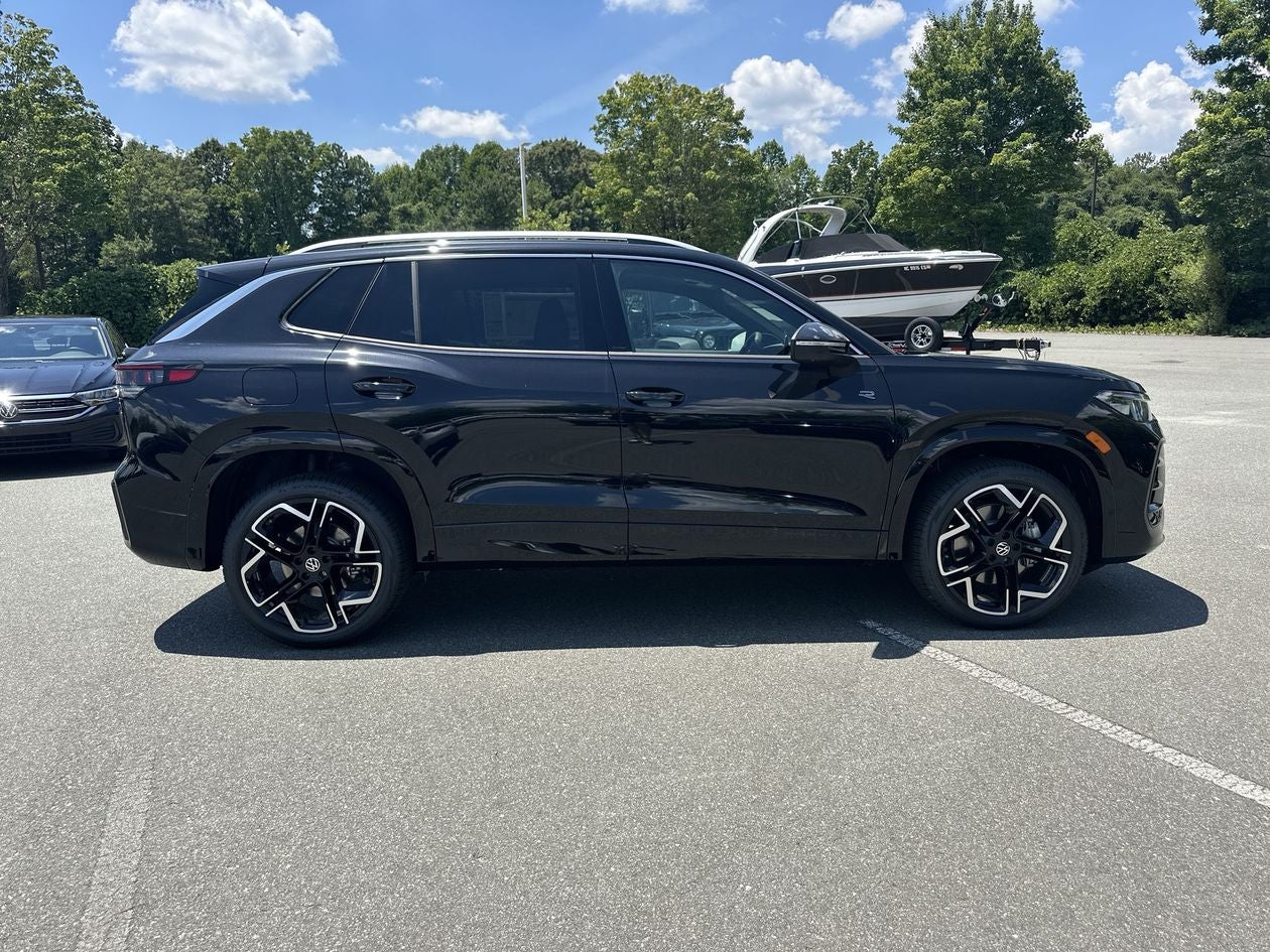2026 Volkswagen Tiguan 2.0T SEL R-Line Turbo