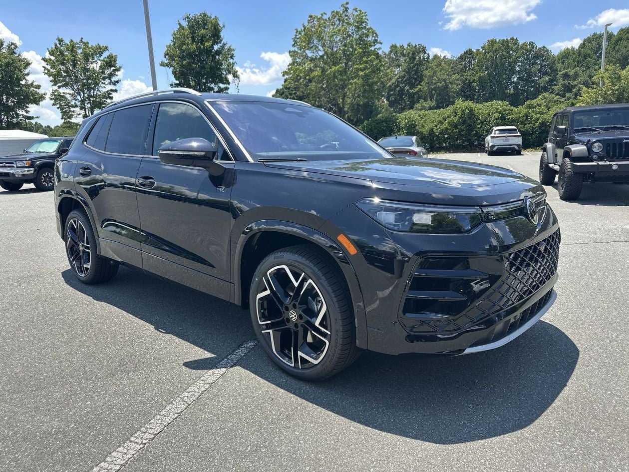 2026 Volkswagen Tiguan 2.0T SEL R-Line Turbo