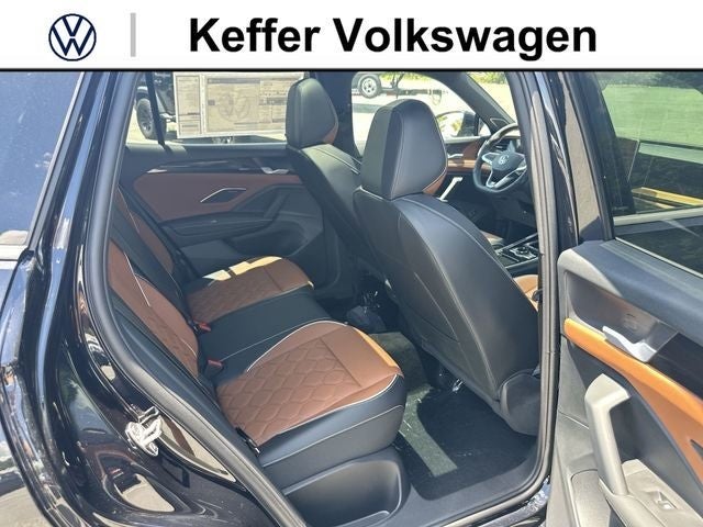 2026 Volkswagen Tiguan 2.0T SEL R-Line Turbo