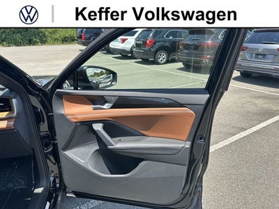 2026 Volkswagen Tiguan 2.0T SEL R-Line Turbo