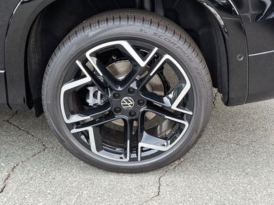 2026 Volkswagen Tiguan 2.0T SEL R-Line Turbo