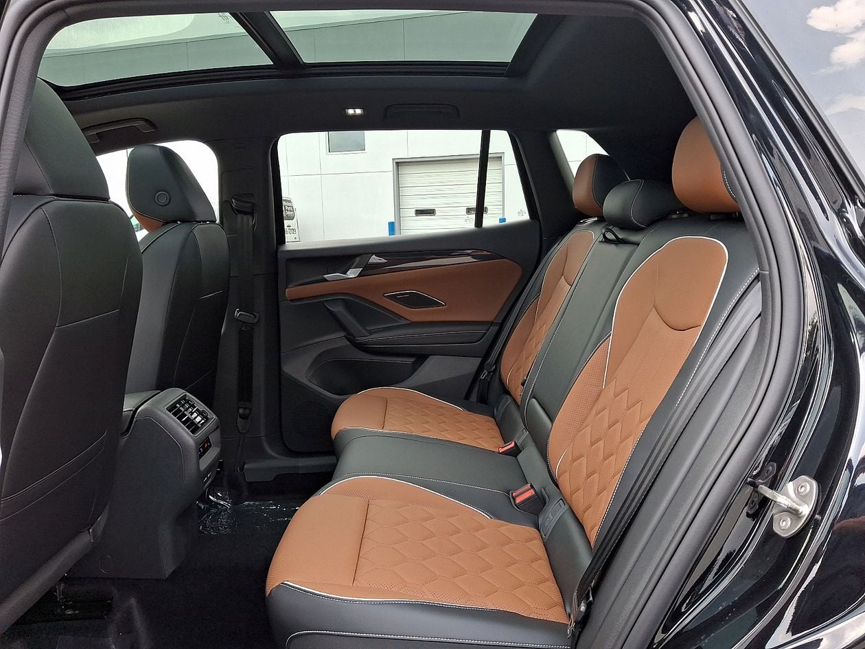 2026 Volkswagen Tiguan 2.0T SEL R-Line Turbo