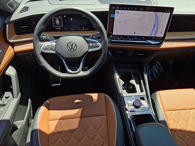 2026 Volkswagen Tiguan 2.0T SEL R-Line