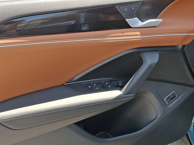 2026 Volkswagen Tiguan 2.0T SEL R-Line