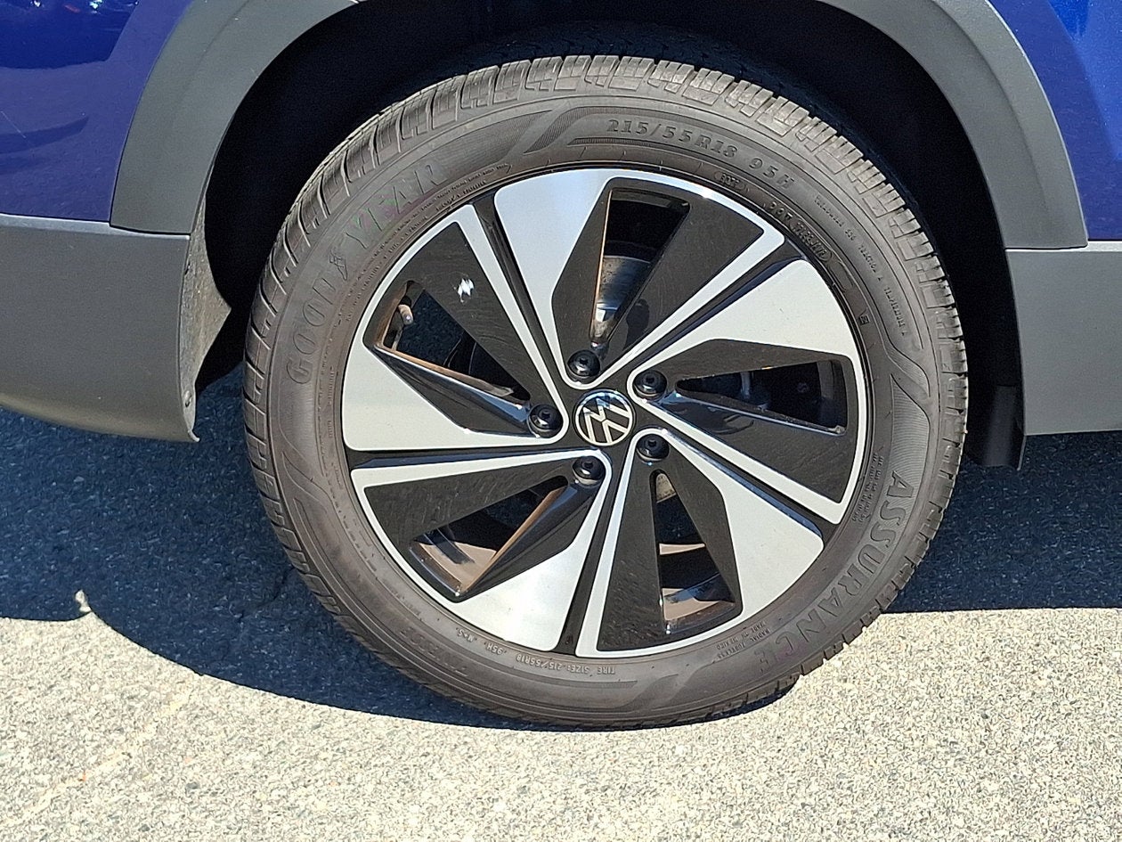 2023 Volkswagen Taos 1.5T SE