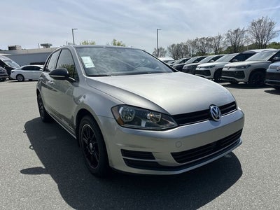 2017 Volkswagen Golf Wolfsburg