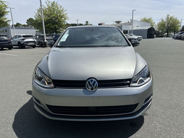 2017 Volkswagen Golf Wolfsburg