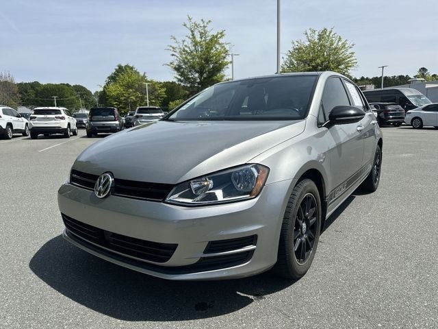 2017 Volkswagen Golf Wolfsburg