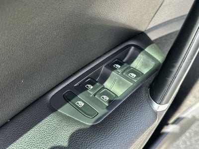 2017 Volkswagen Golf Wolfsburg