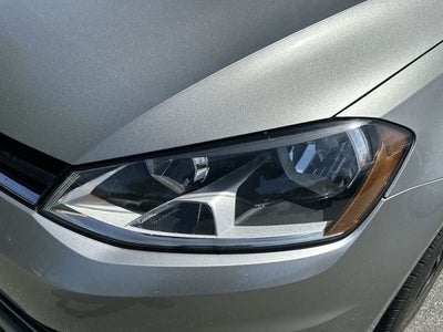 2017 Volkswagen Golf Wolfsburg