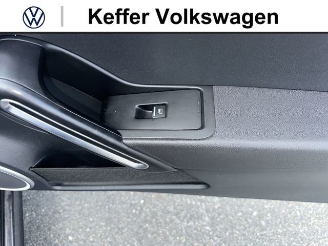 2019 Volkswagen Beetle Convertible 2.0T Final Edition SEL