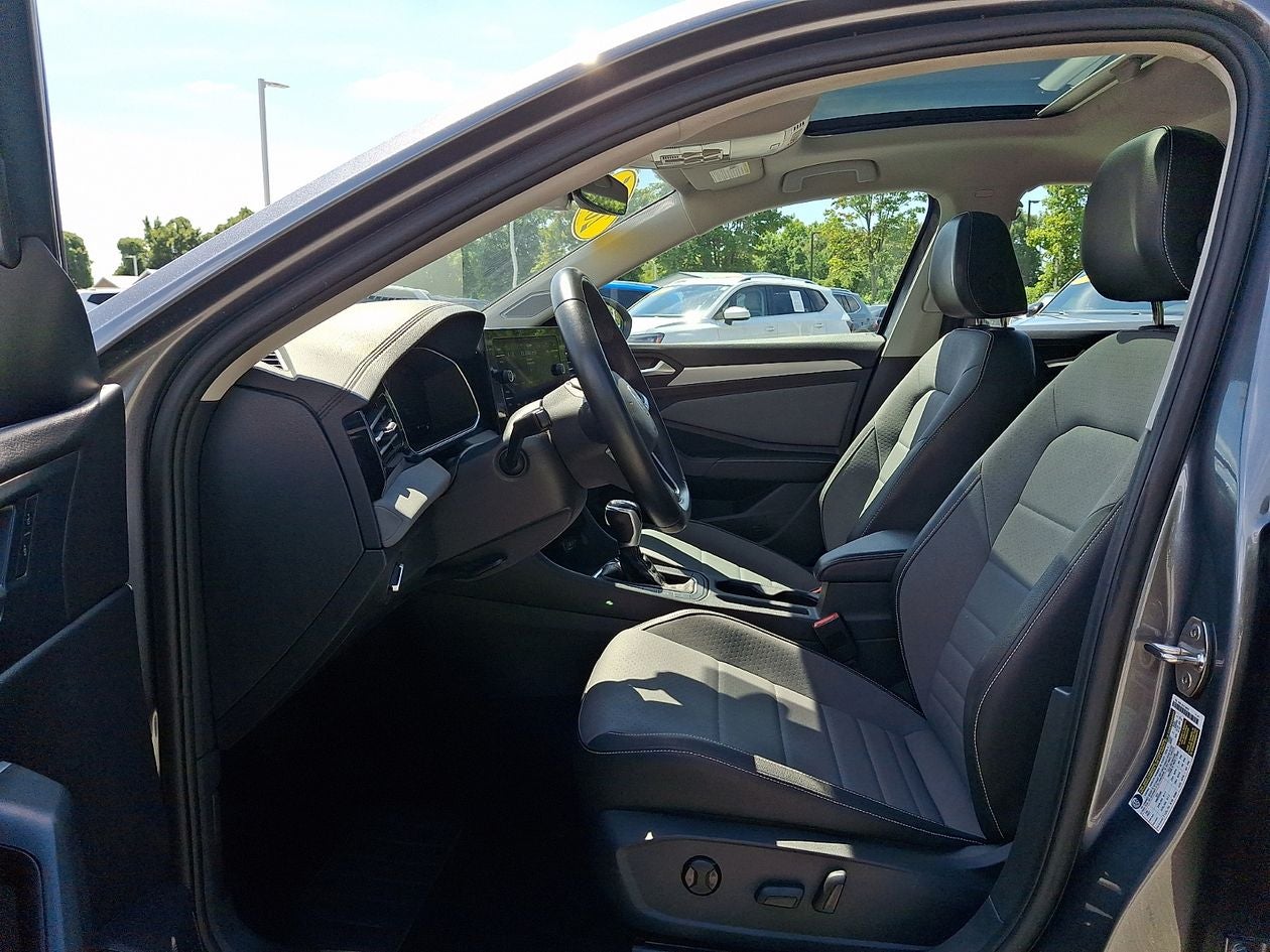 2025 Volkswagen Jetta 1.5T SE