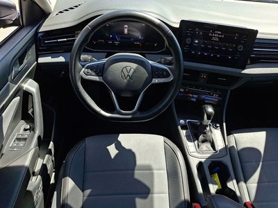 2025 Volkswagen Jetta 1.5T SE