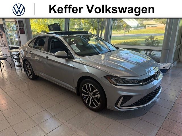 2025 Volkswagen Jetta 1.5T SE