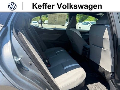 2025 Toyota Camry SE Hybrid