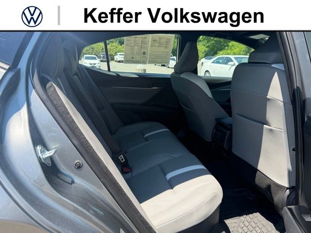 2025 Toyota Camry SE Hybrid