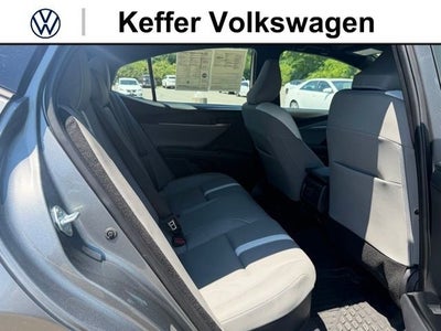 2025 Toyota Camry SE Hybrid