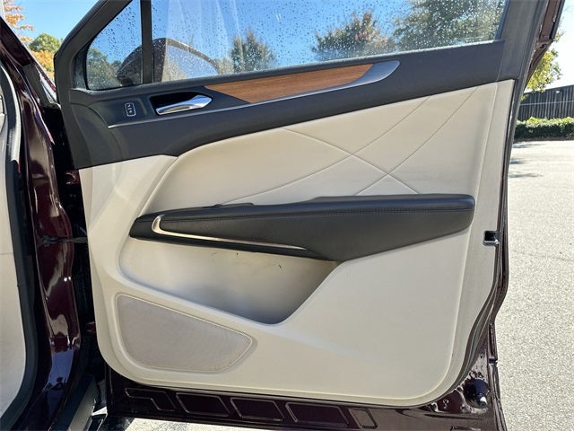 2019 Lincoln MKC Select