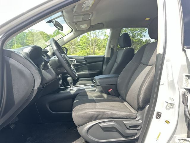 2020 Nissan Pathfinder S