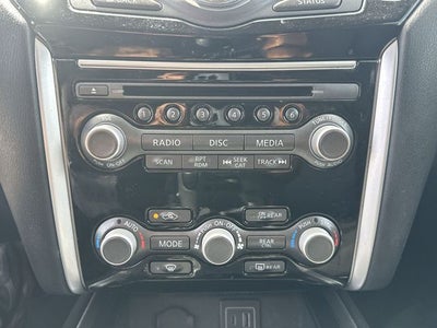 2020 Nissan Pathfinder S