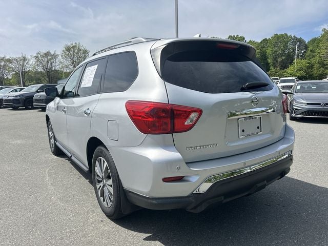 2020 Nissan Pathfinder S
