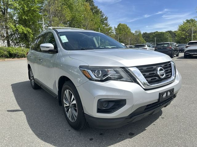 2020 Nissan Pathfinder S