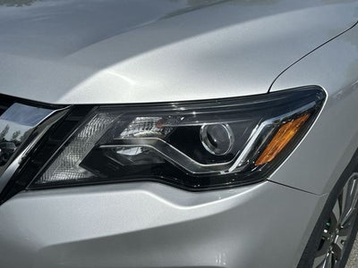 2020 Nissan Pathfinder S