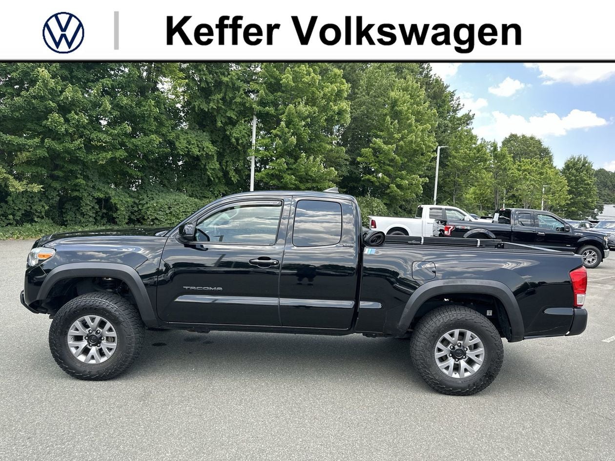 2017 Toyota Tacoma SR5