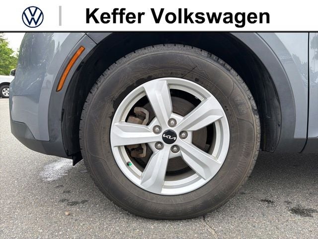 2022 Kia Sorento LX