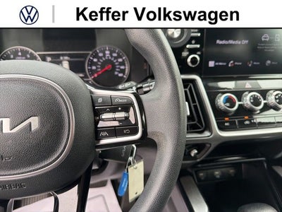 2022 Kia Sorento LX