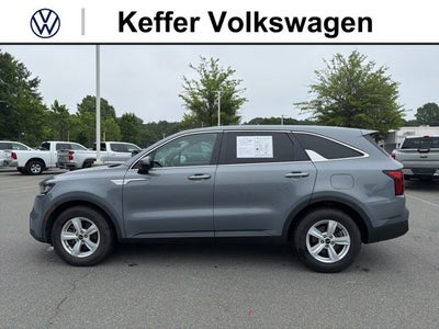 2022 Kia Sorento LX