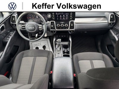 2022 Kia Sorento LX