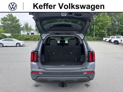 2022 Kia Sorento LX