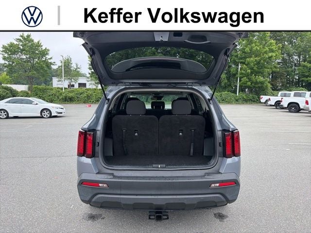 2022 Kia Sorento LX
