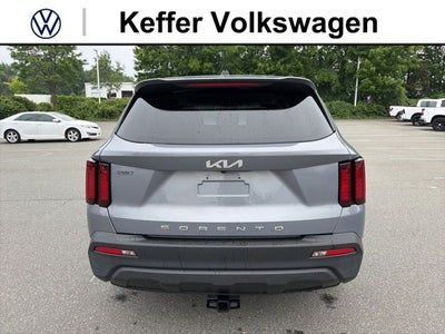 2022 Kia Sorento LX