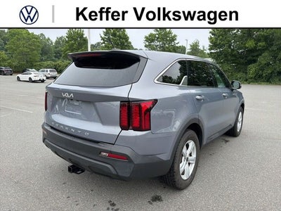 2022 Kia Sorento LX