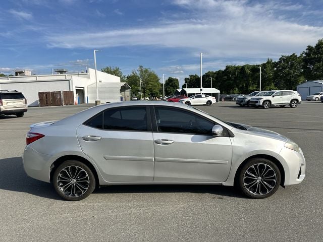 2015 Toyota Corolla S Plus