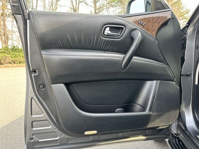 2017 INFINITI QX80 Base