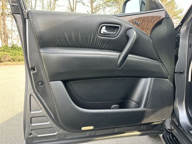 2017 INFINITI QX80 Base