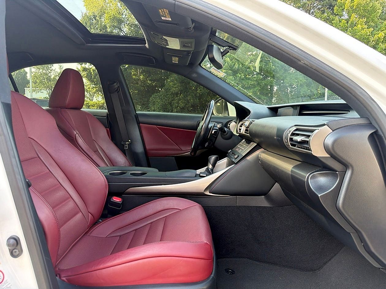 2016 Lexus IS 350