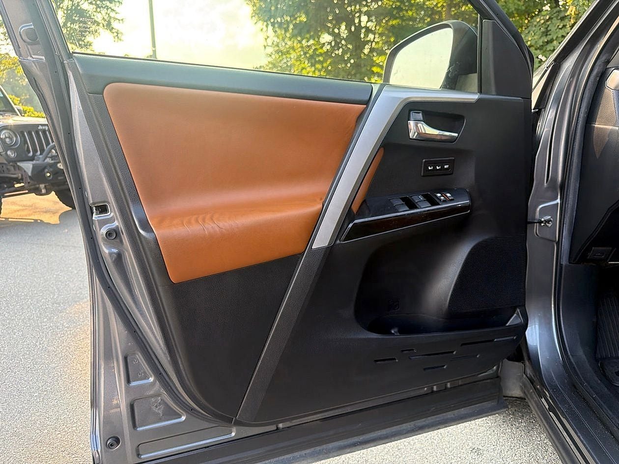 2016 Toyota RAV4 Hybrid Limited