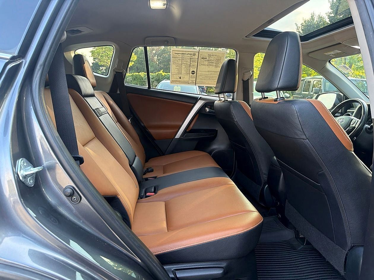 2016 Toyota RAV4 Hybrid Limited