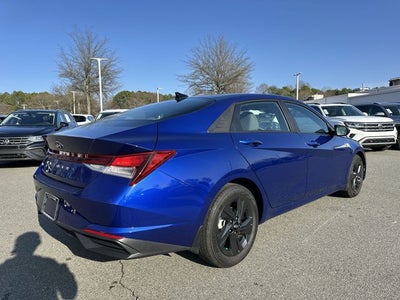 2022 Hyundai Elantra SEL