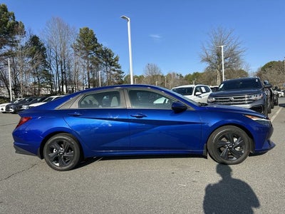 2022 Hyundai Elantra SEL