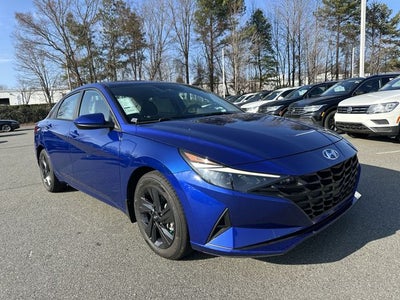 2022 Hyundai Elantra SEL