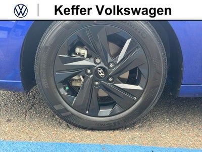 2023 Hyundai Elantra Hybrid Blue